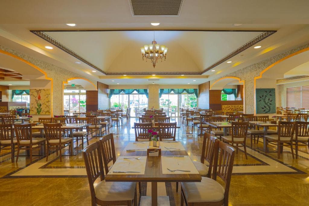 Crystal Family Resort and Spa - 43