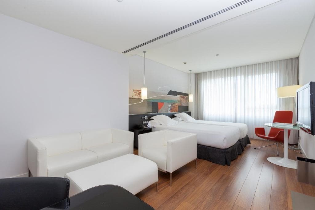 Hotel Axor Barajas - 25