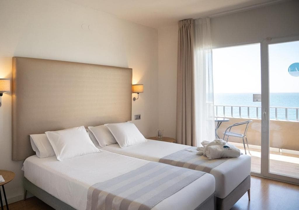 Hotel Fay Victoria Beach - 7