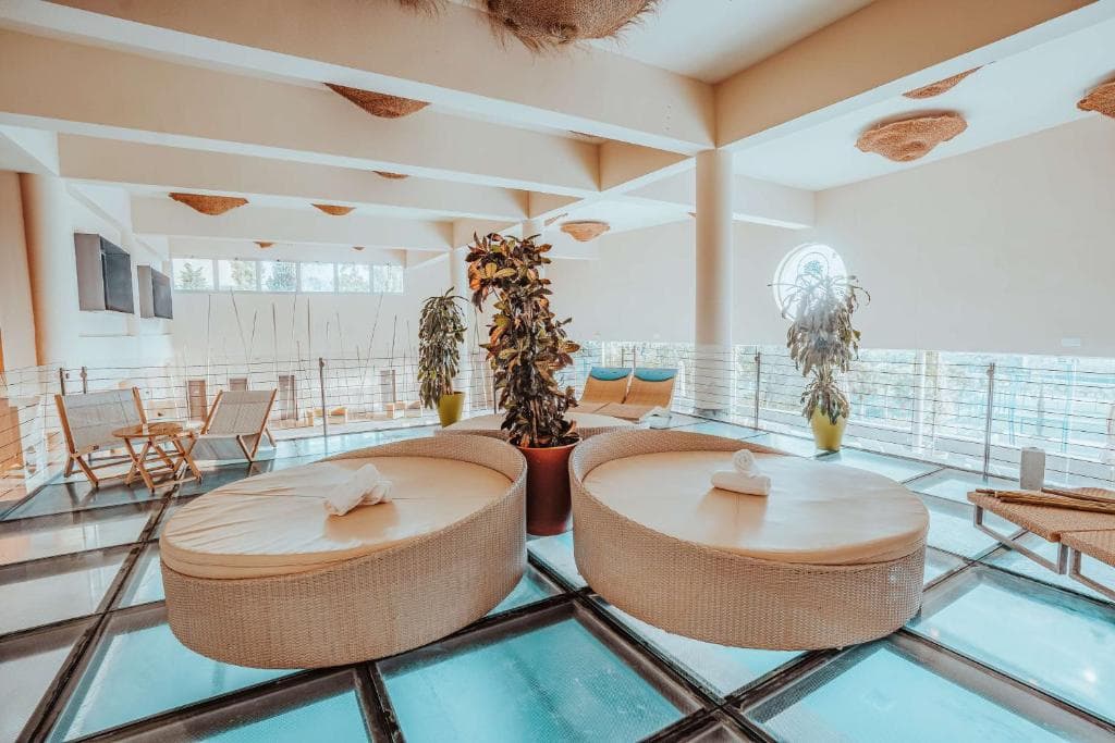 Hotel Higueron Malaga, Curio collection by Hilton - 8