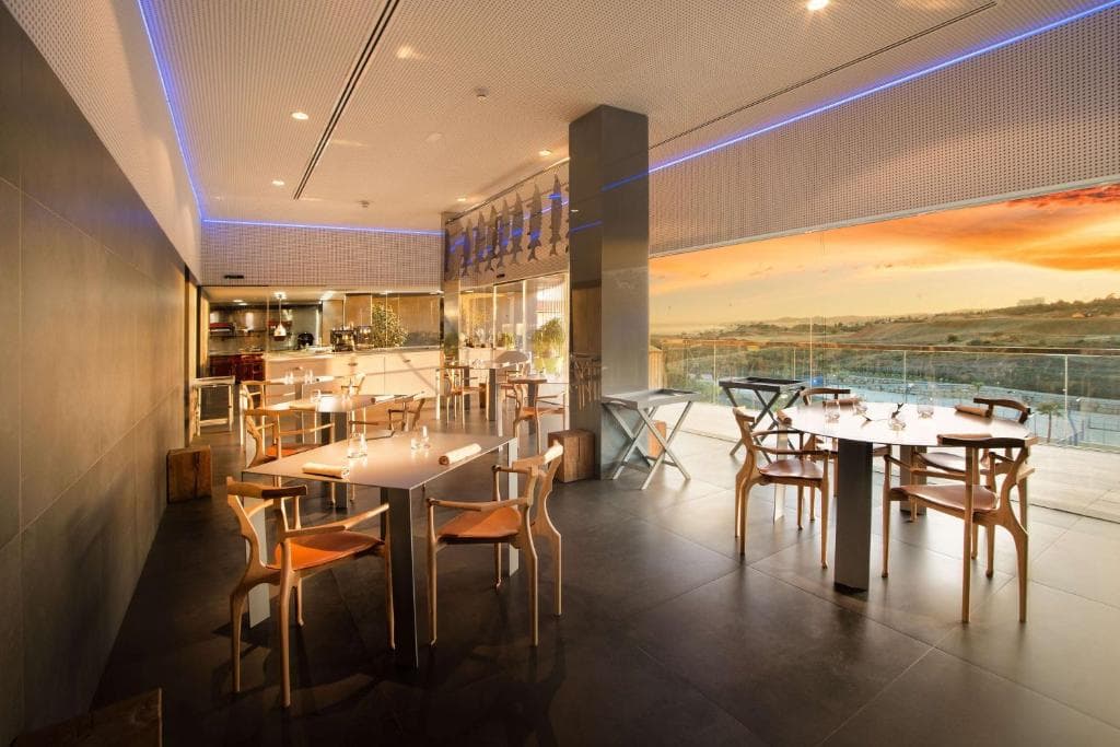 Hotel Higueron Malaga, Curio collection by Hilton - 17