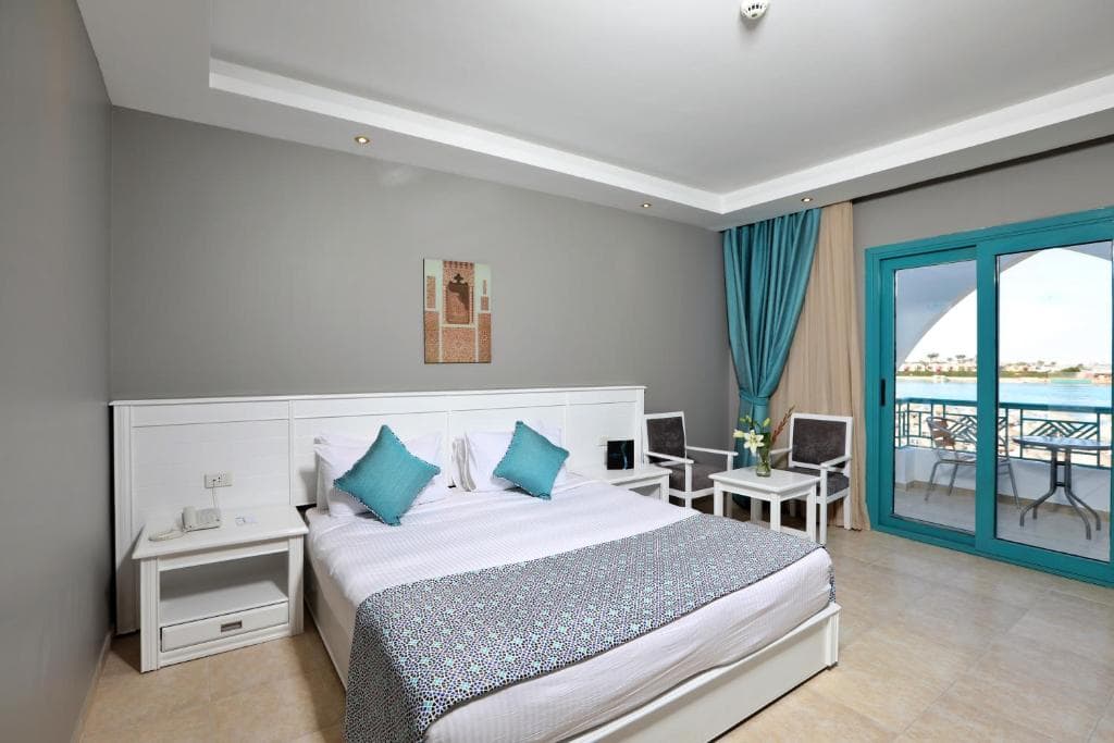 SUNRISE Garden Beach Resort - 8