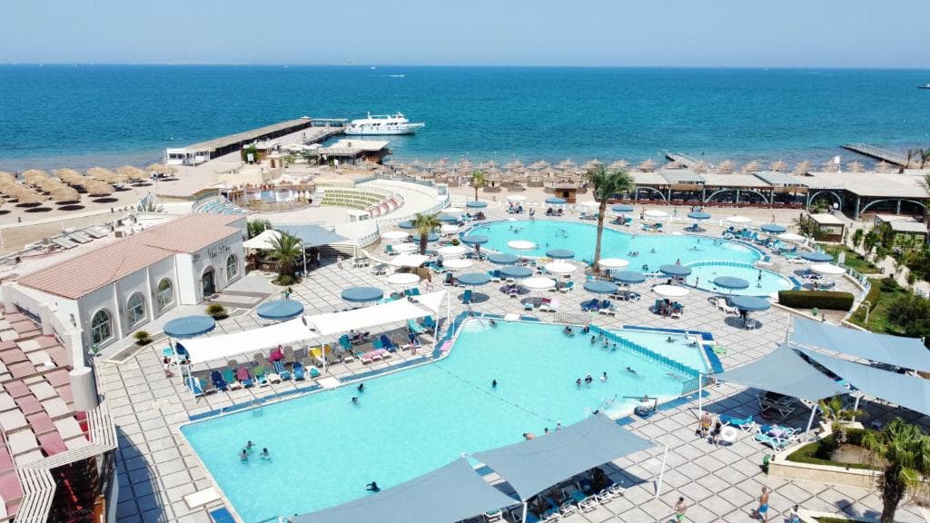 Aladdin Beach Resort - 9