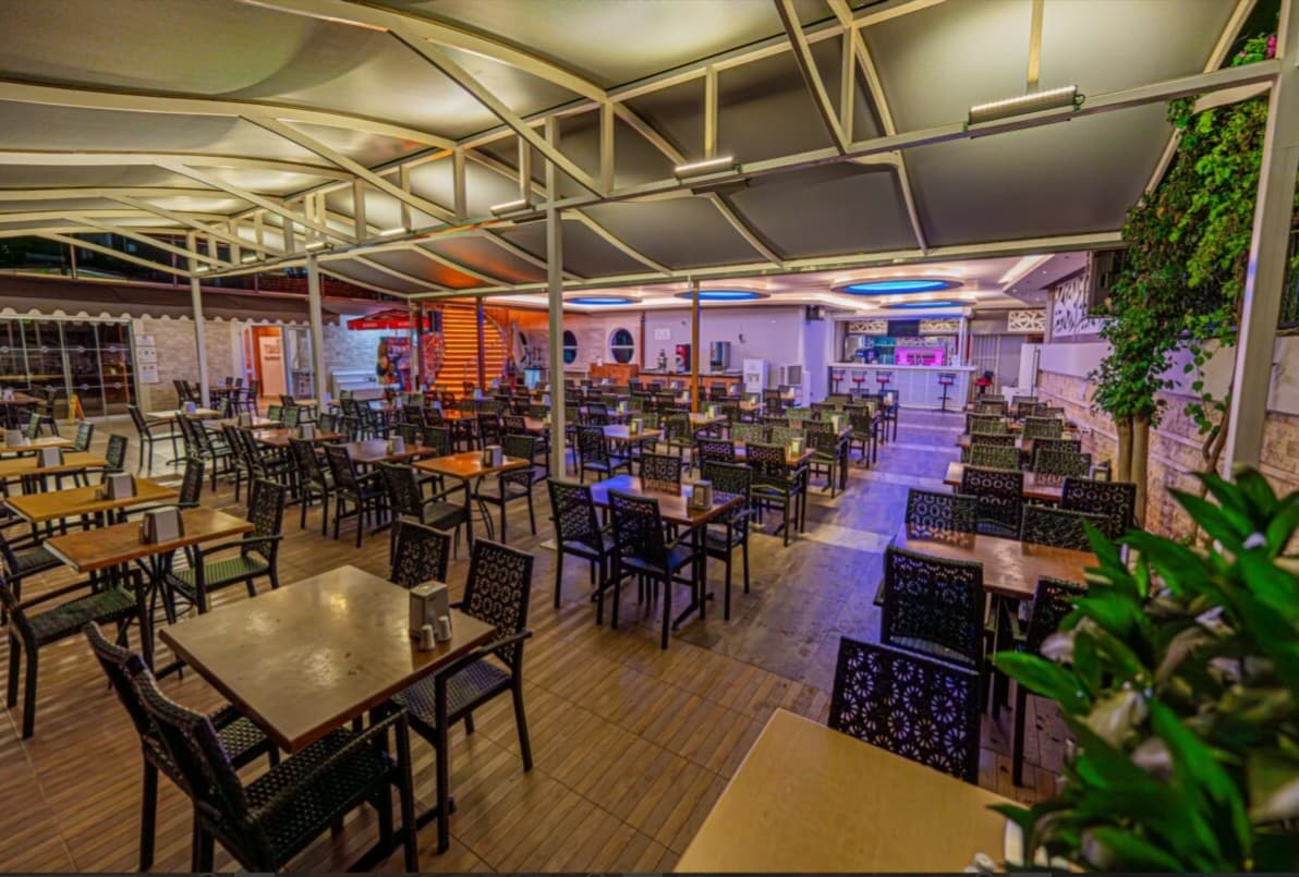Hotel Prestige Garden - 2