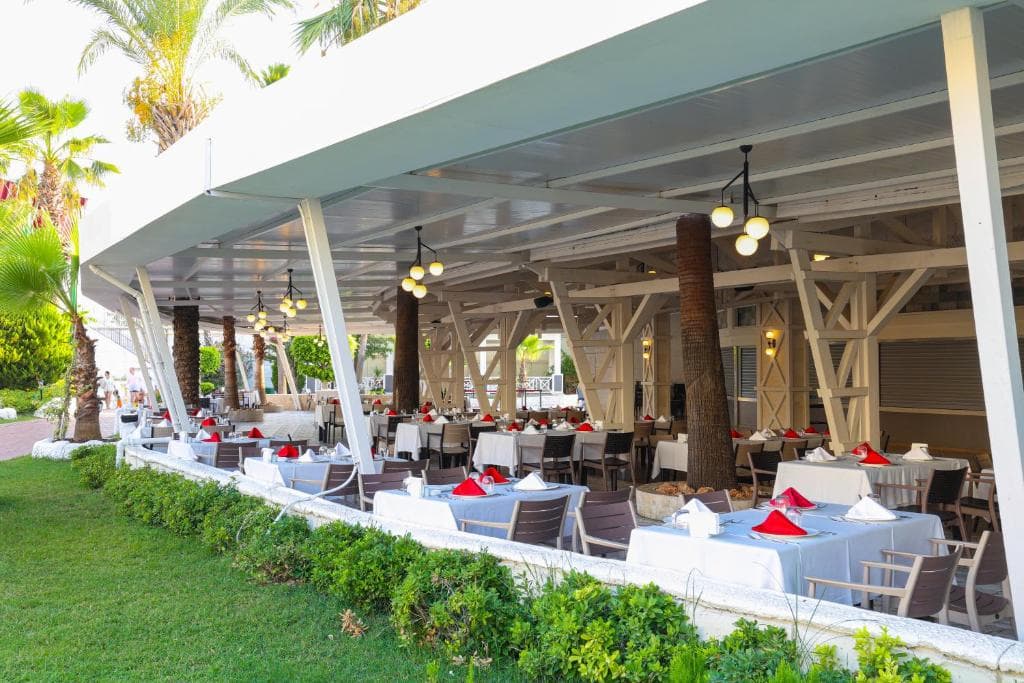 Charter Antalya - Hotel CRYSTAL ADMIRAL - 6