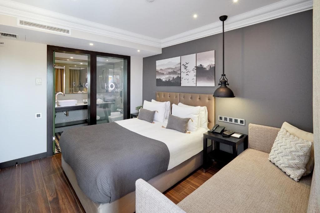 Hotel Cortes Rambla - 26