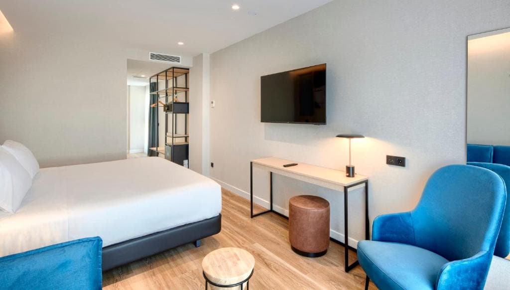 Hotel Sercotel Rosaleda Malaga - 11