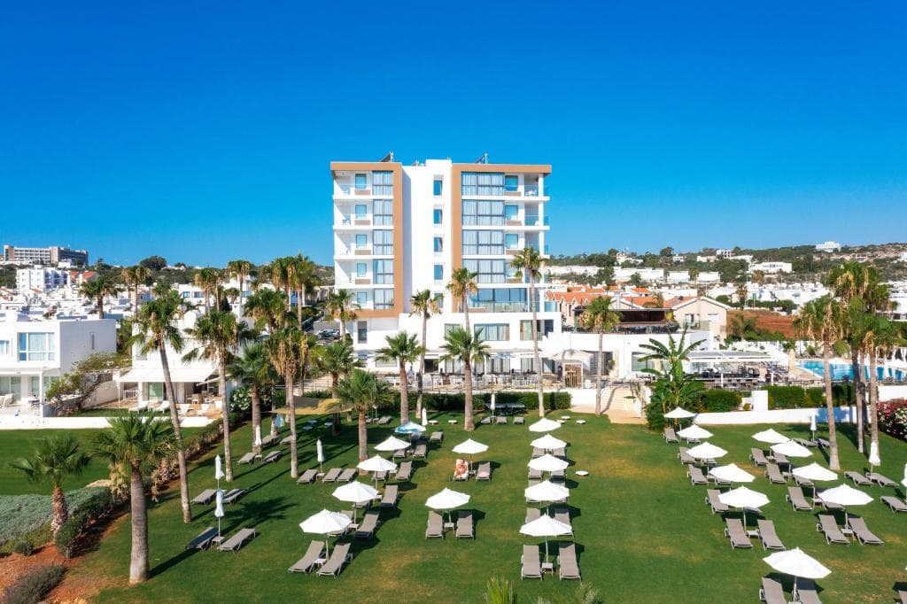 Hotel Leonardo Crystal Cove – Adults Only - 9