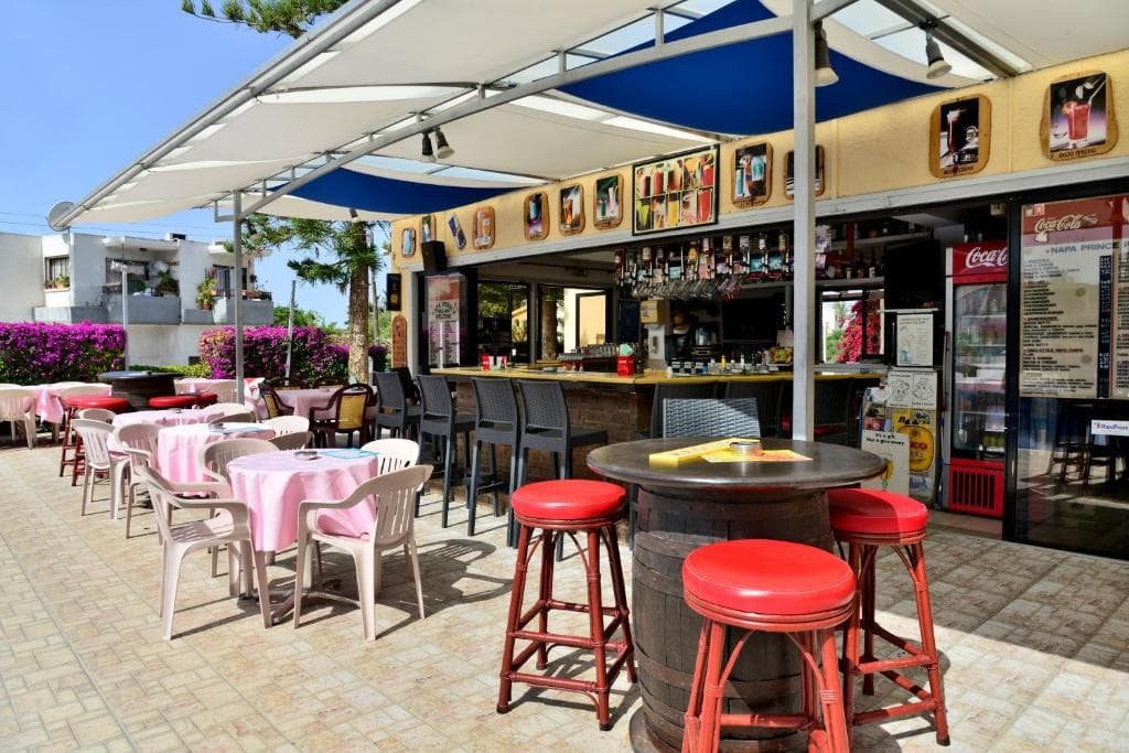 Napa Prince Hotel Apts - 23