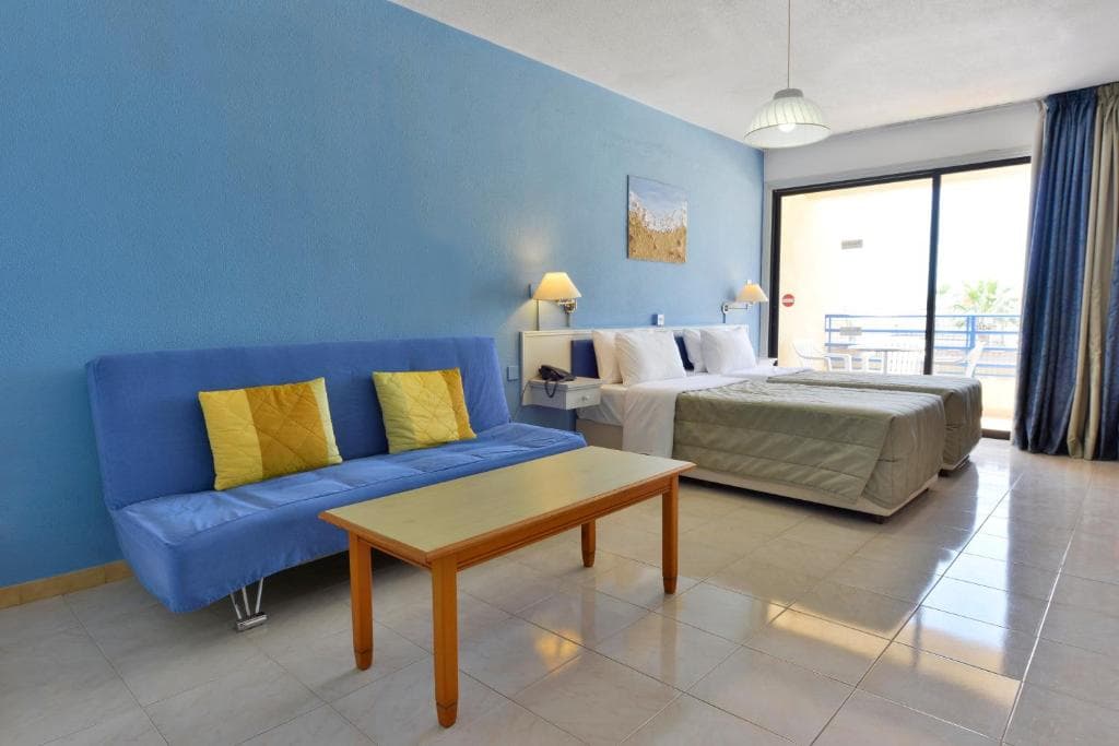 Napa Prince Hotel Apts - 33