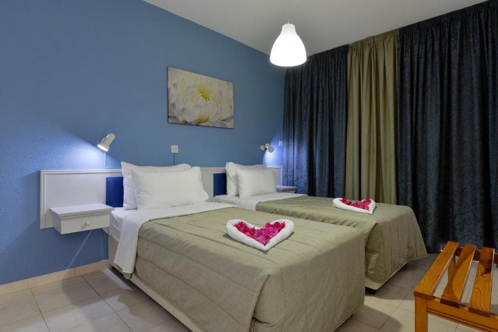 Napa Prince Hotel Apts - 38