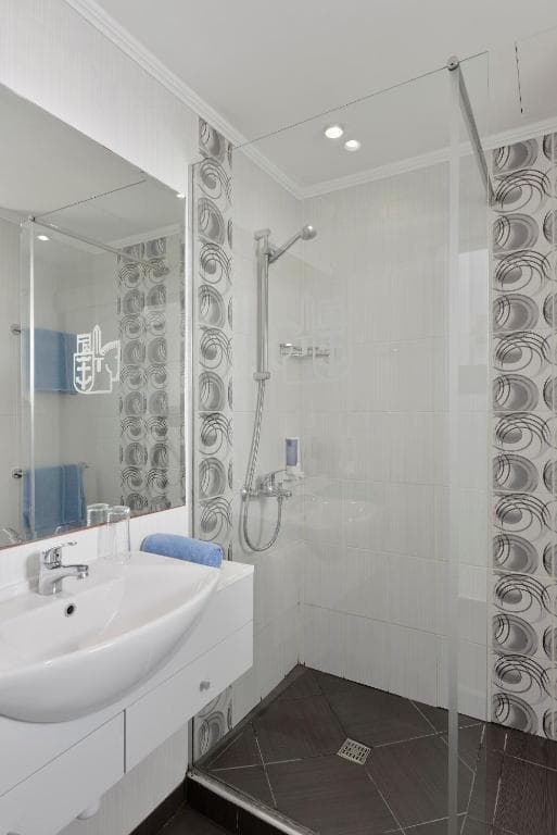 Napa Prince Hotel Apts - 48