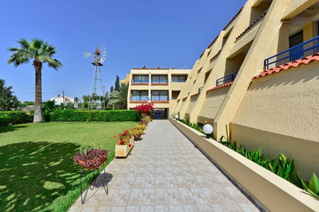 Napa Prince Hotel Apts - 59