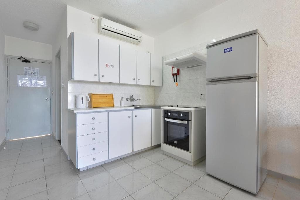 Napa Prince Hotel Apts - 79