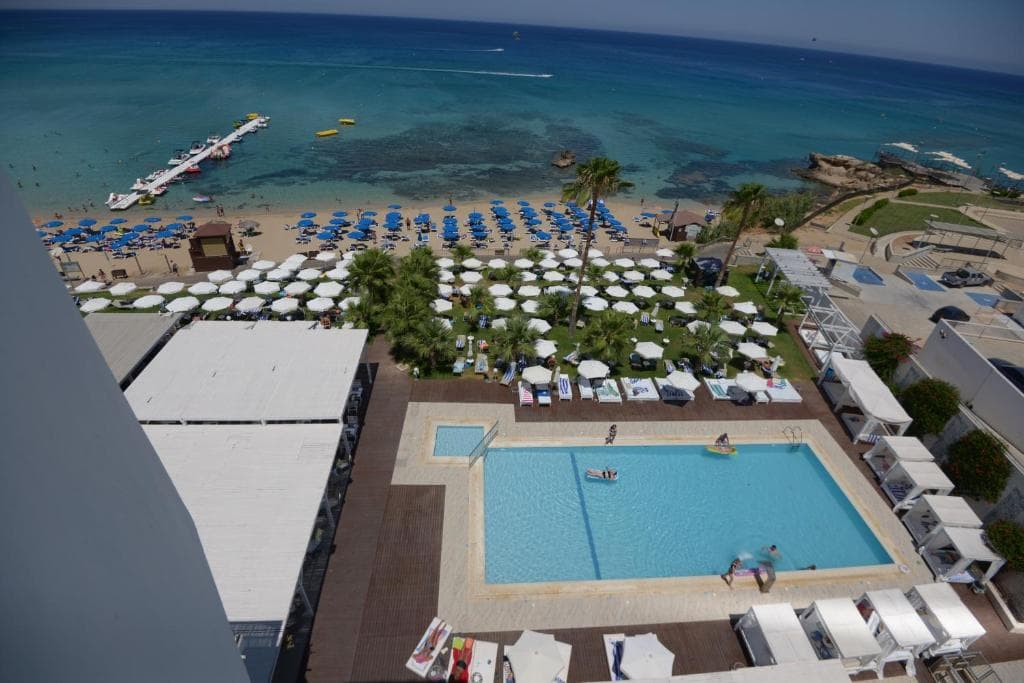 Hotel Silver Sands Beach - 1