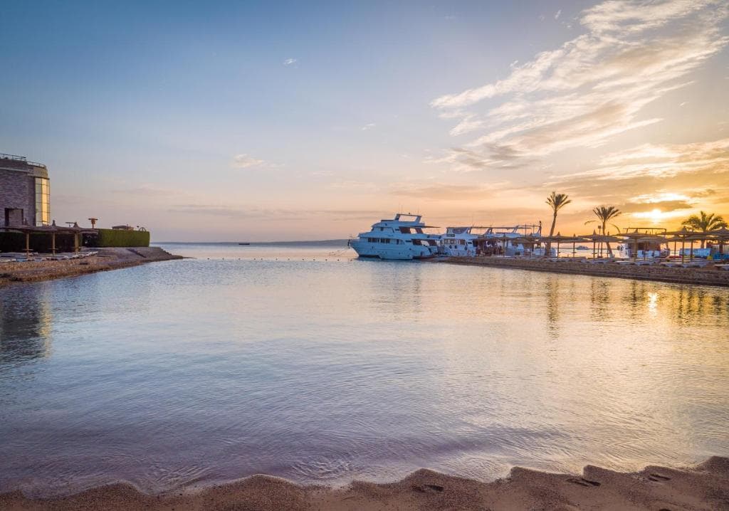 Seagull Beach Resort - Families and Couples Only - 17