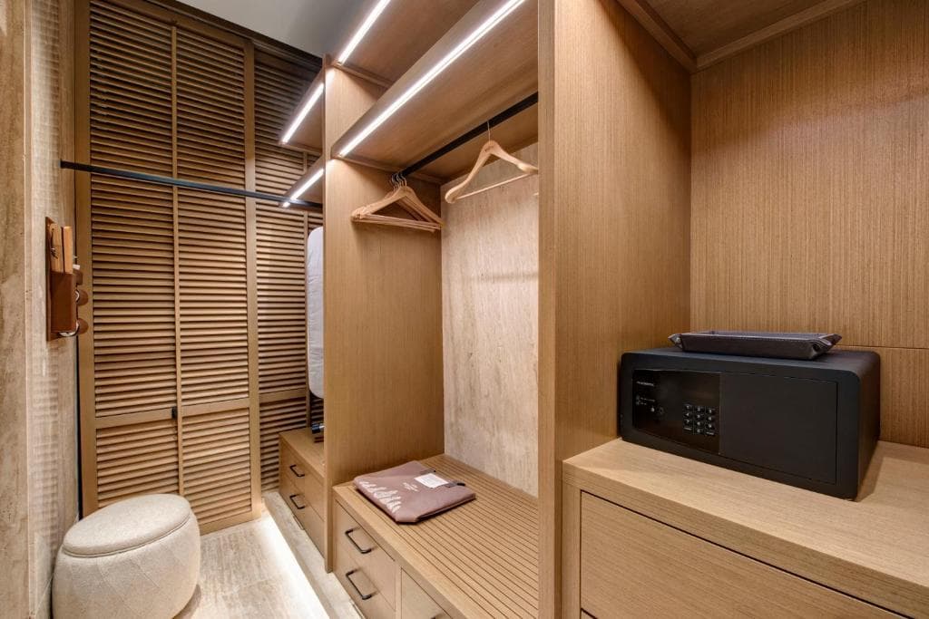 Hotel Regnum The Crown - 15