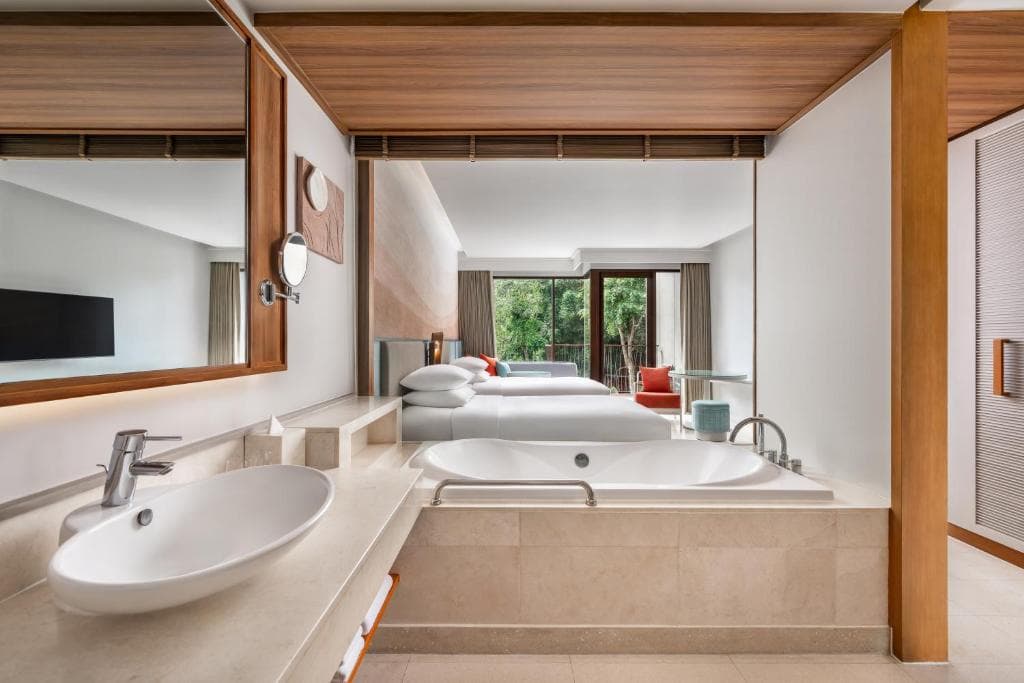 Renaissance Phuket Resort & Spa - 12