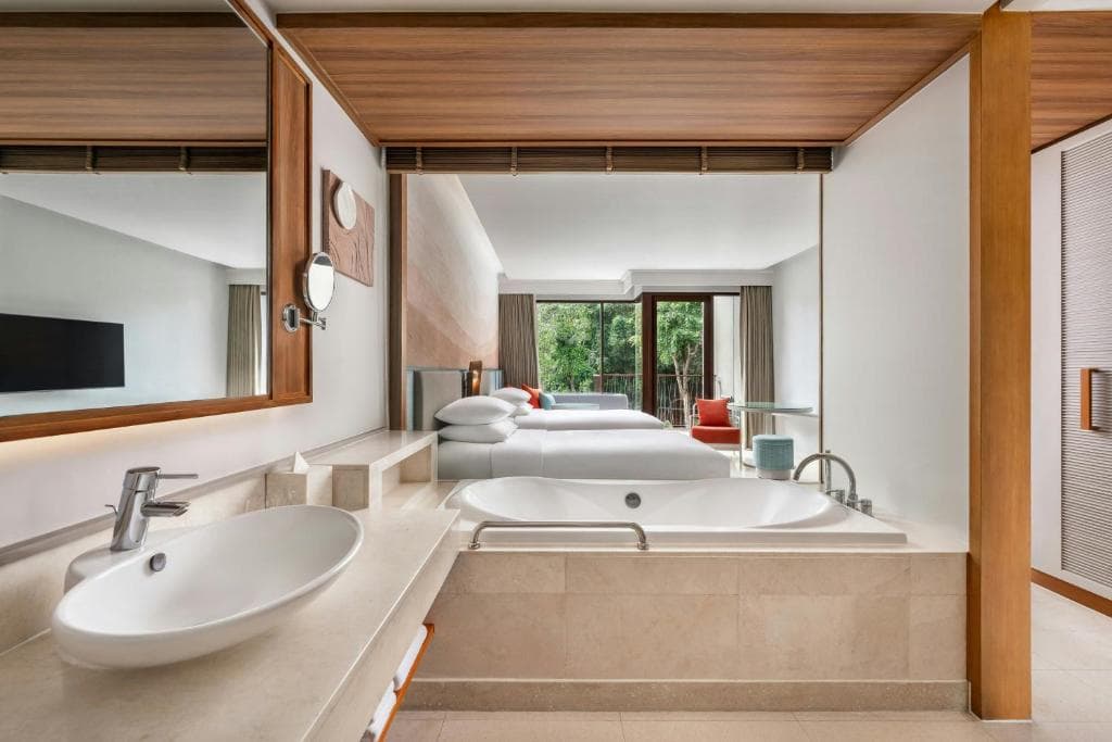 Renaissance Phuket Resort & Spa - 34