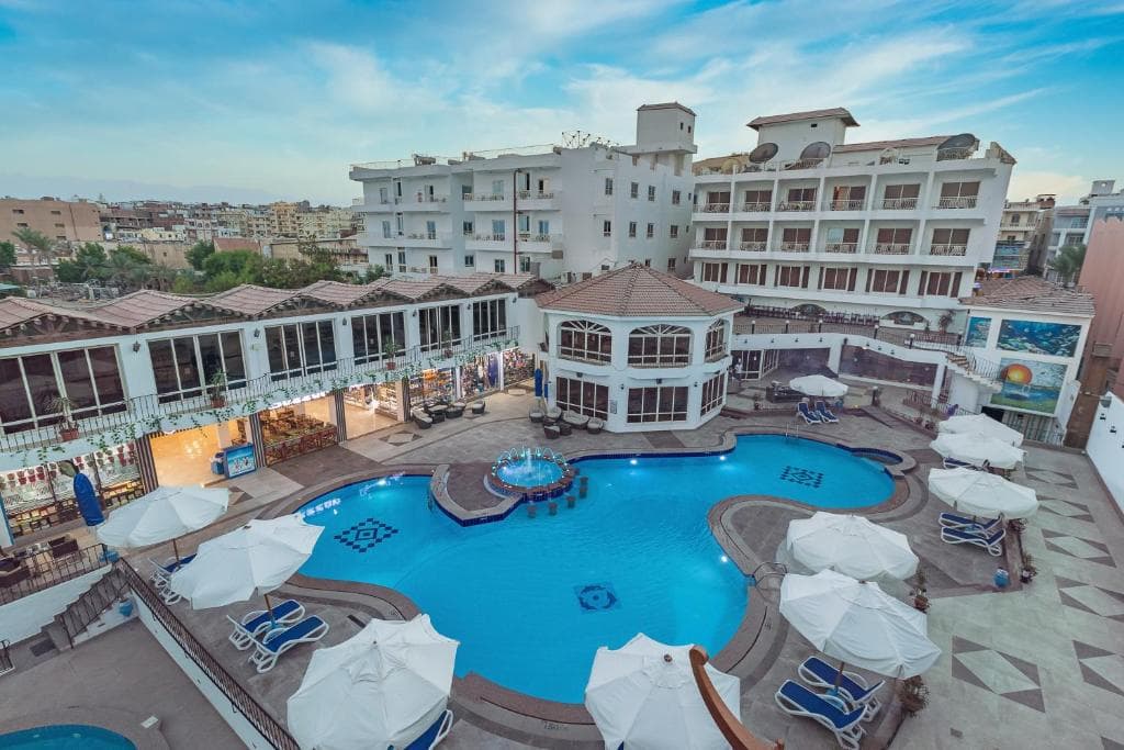 Minamark Beach Resort - 4