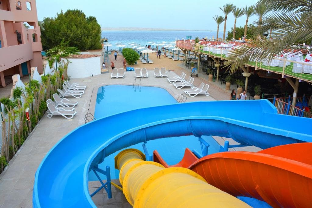 Minamark Beach Resort - 41