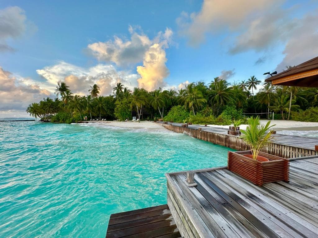 Sejur Maldive - Fiyavalhu Maldives Hotel - 6
