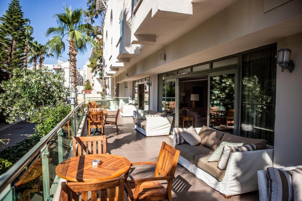 Side Star Beach Hotel - 15