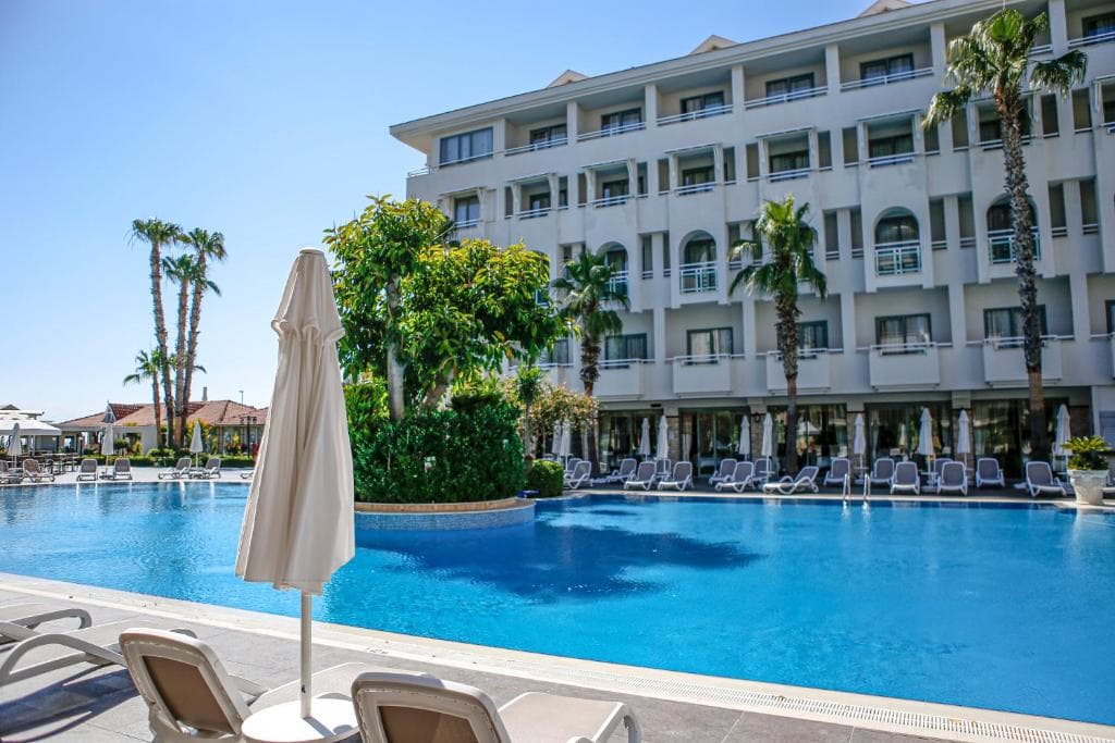 Side Star Beach Hotel - 29