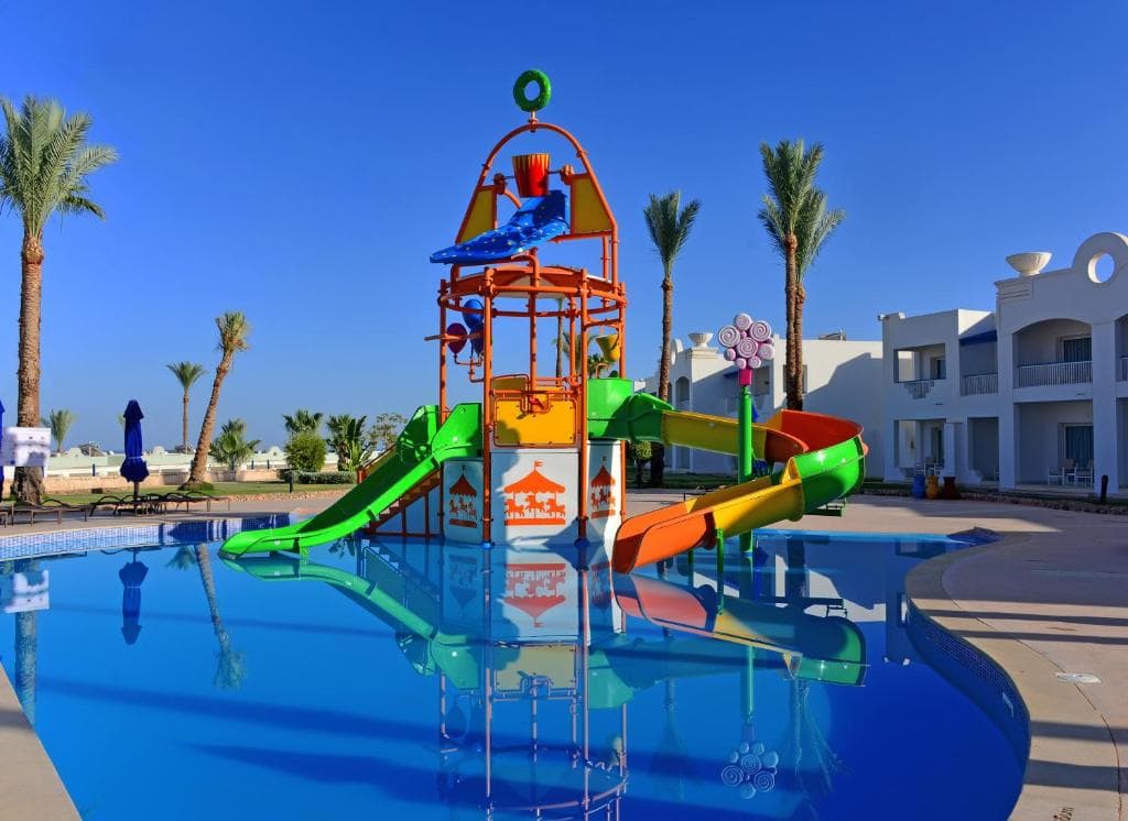 Renaissance Sharm El Sheikh Golden View Beach Resort - 4
