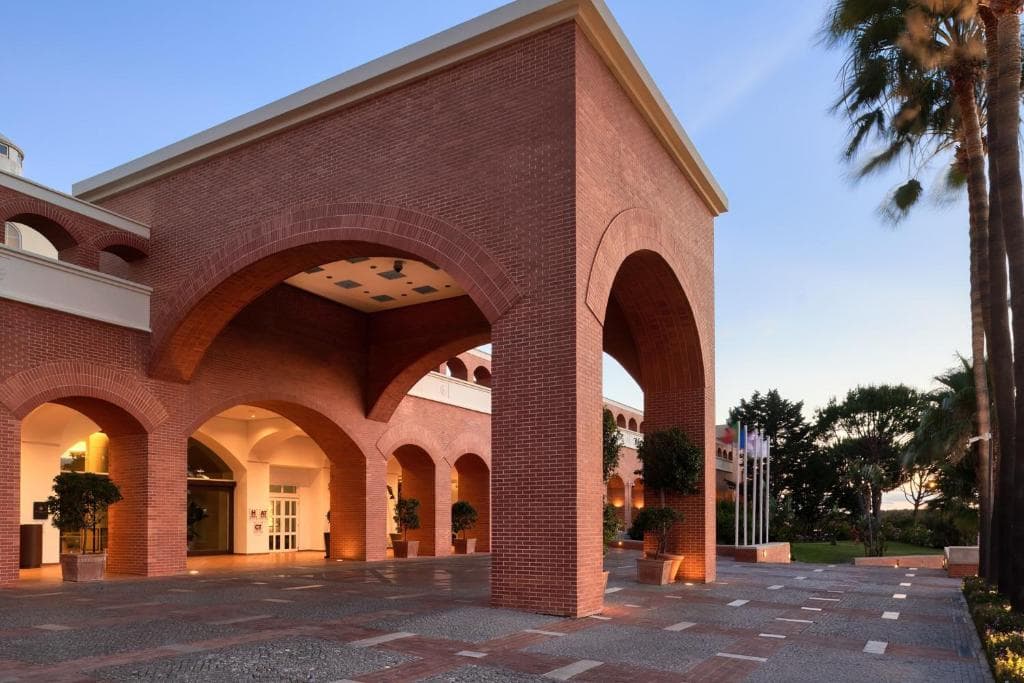 Domes Lake Resort - 2