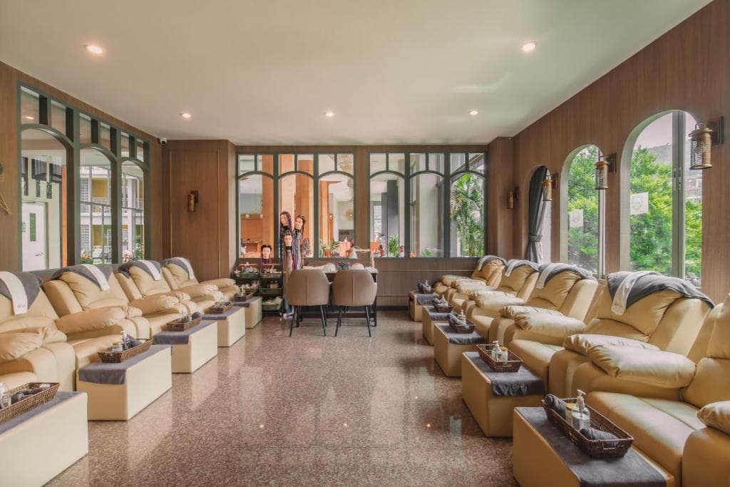 Hotel Elite Suites Patong - 4