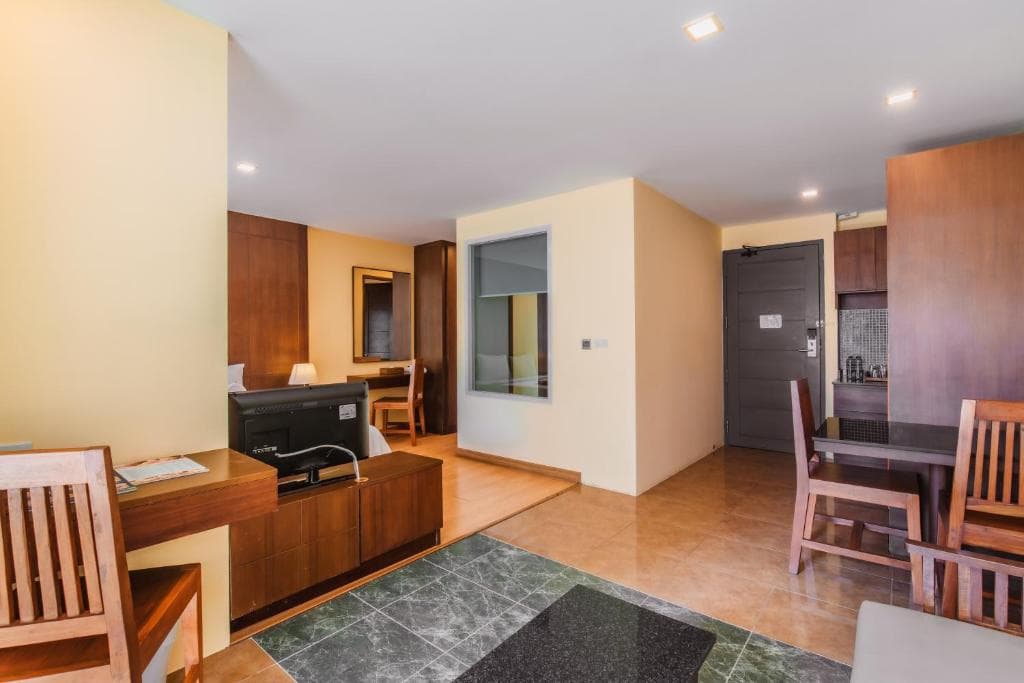 Hotel Elite Suites Patong - 26