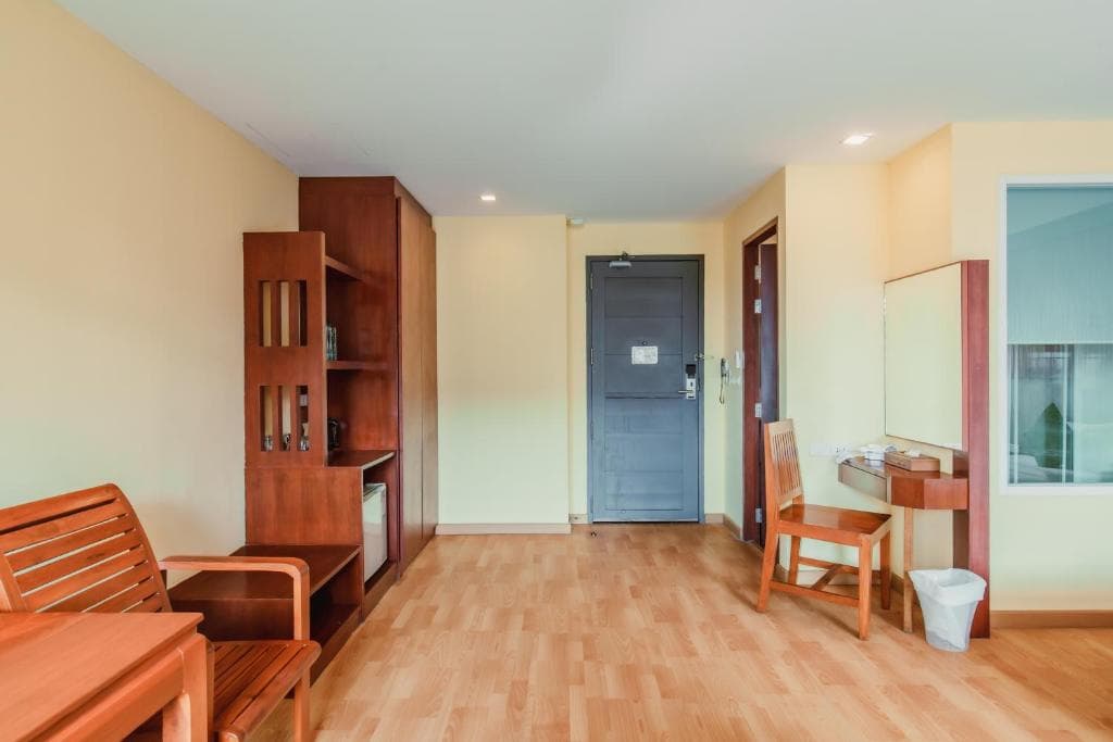 Hotel Elite Suites Patong - 32