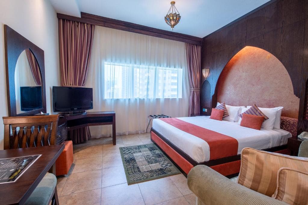 Hotel First Central Suites - 17