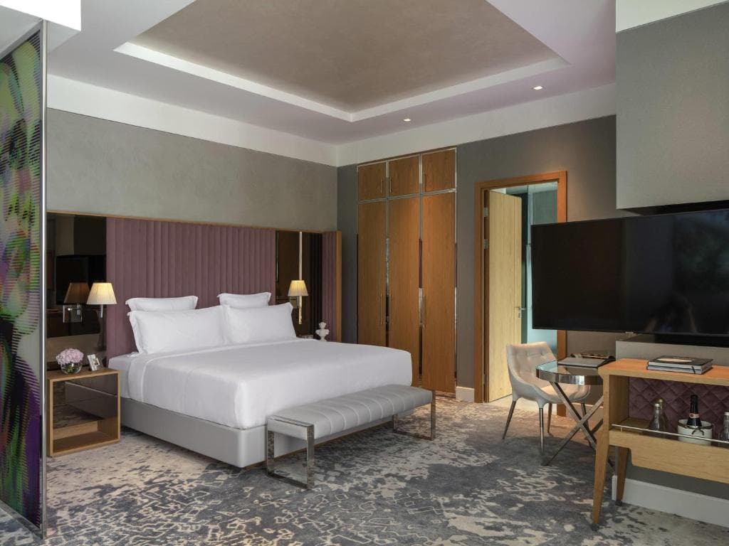 SLS Dubai Hotel & Residences - 33