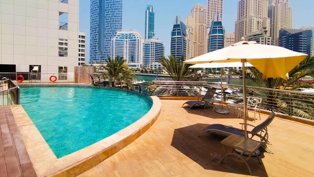 Signature Hotel Apartments and Spa - 2