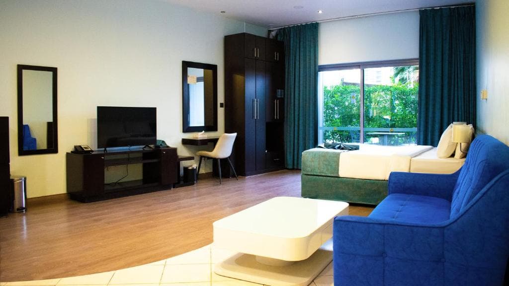 Signature Hotel Apartments and Spa - 9