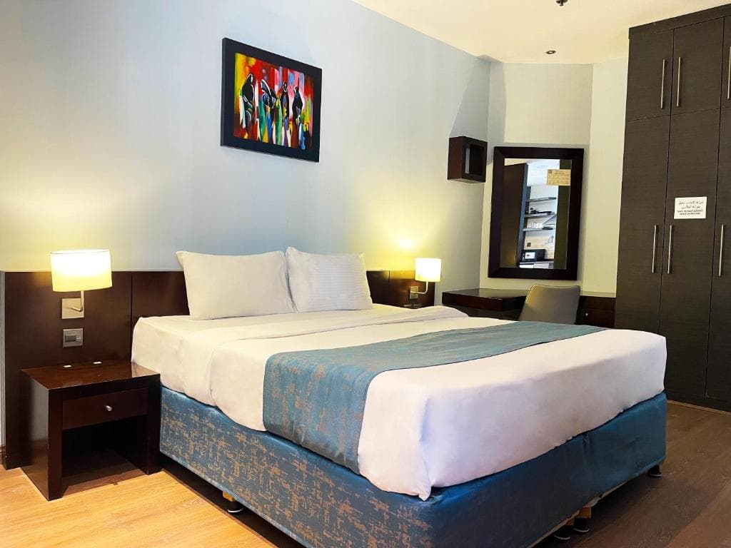 Signature Hotel Apartments and Spa - 33