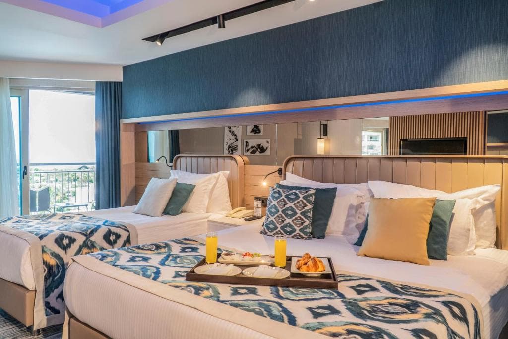 Hotel Royal Wings - 4