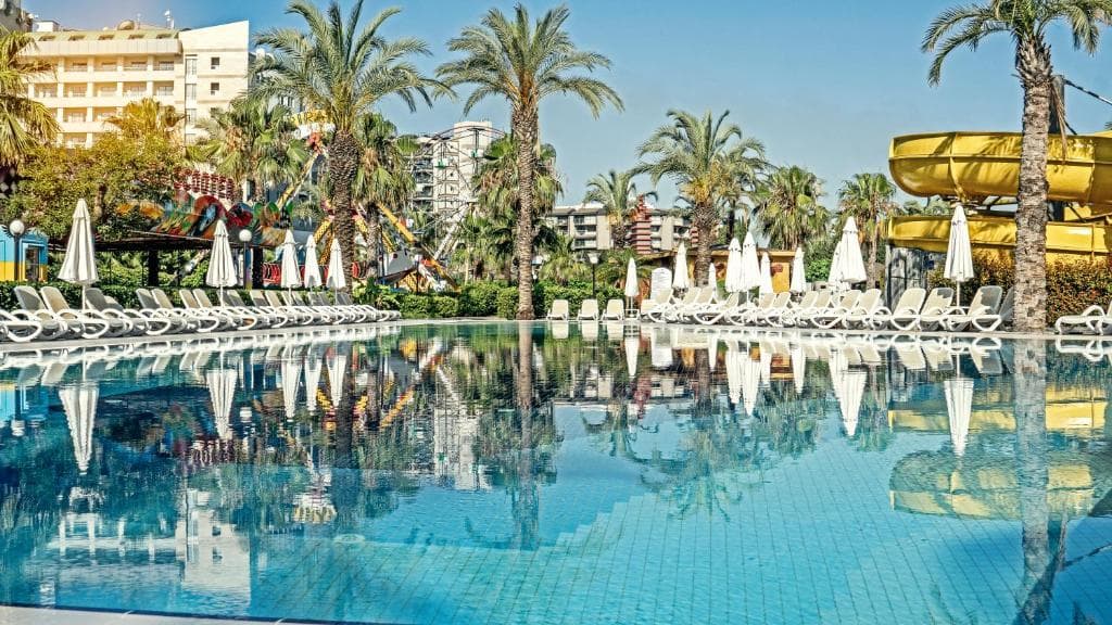 Hotel Royal Wings - 11