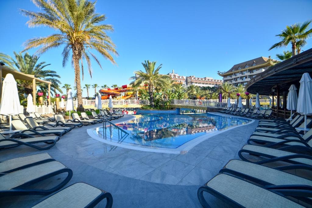 Hotel Royal Dragon - 19