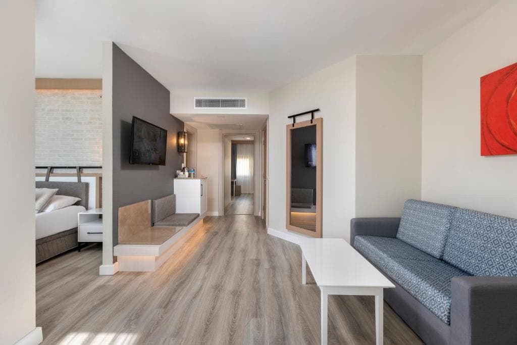 Charter Antalya - Hotel Limak Arcadia - 5