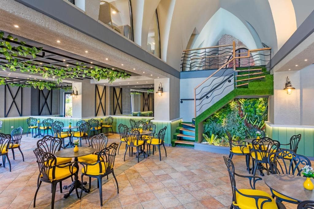 Charter Antalya - Hotel Limak Arcadia - 19