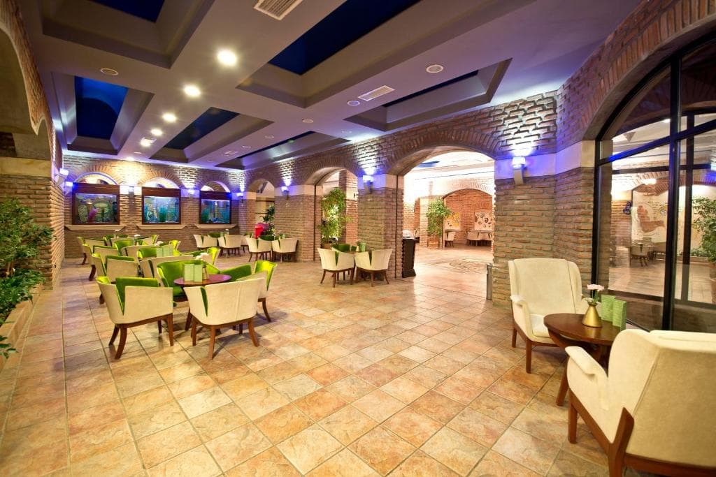 Charter Antalya - Hotel Limak Arcadia - 35