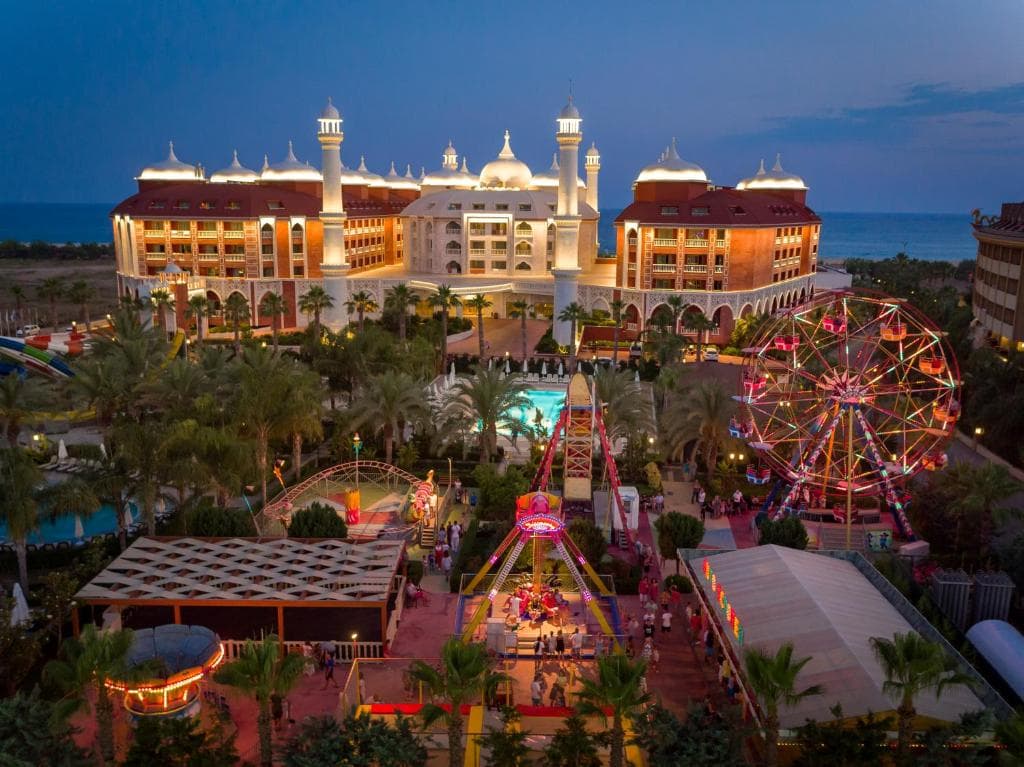 Hotel Royal Taj Mahal - 8