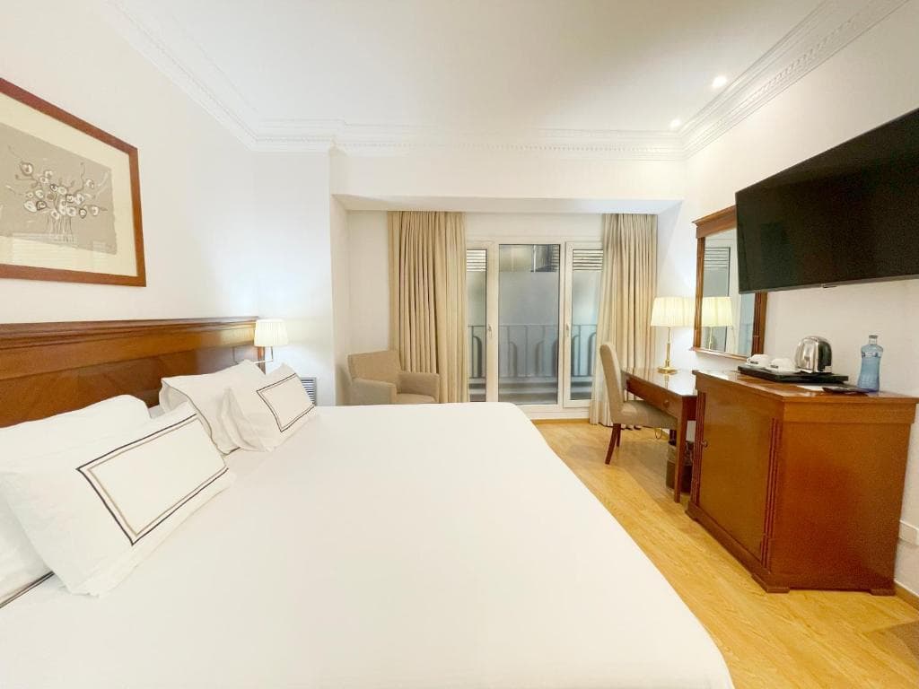 Hotel Melia Plaza - 34
