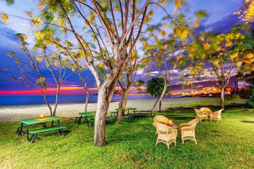 Labranda Alantur - 25