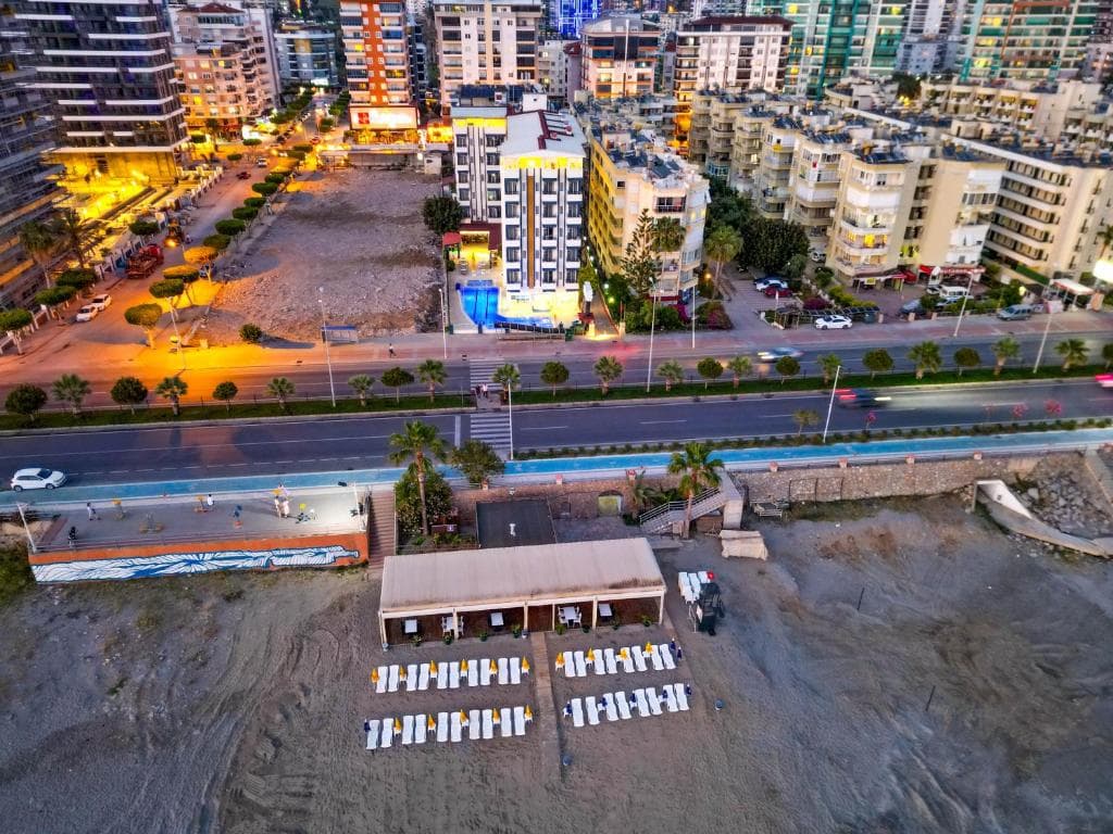 Galaxy Beach Hotel - 4