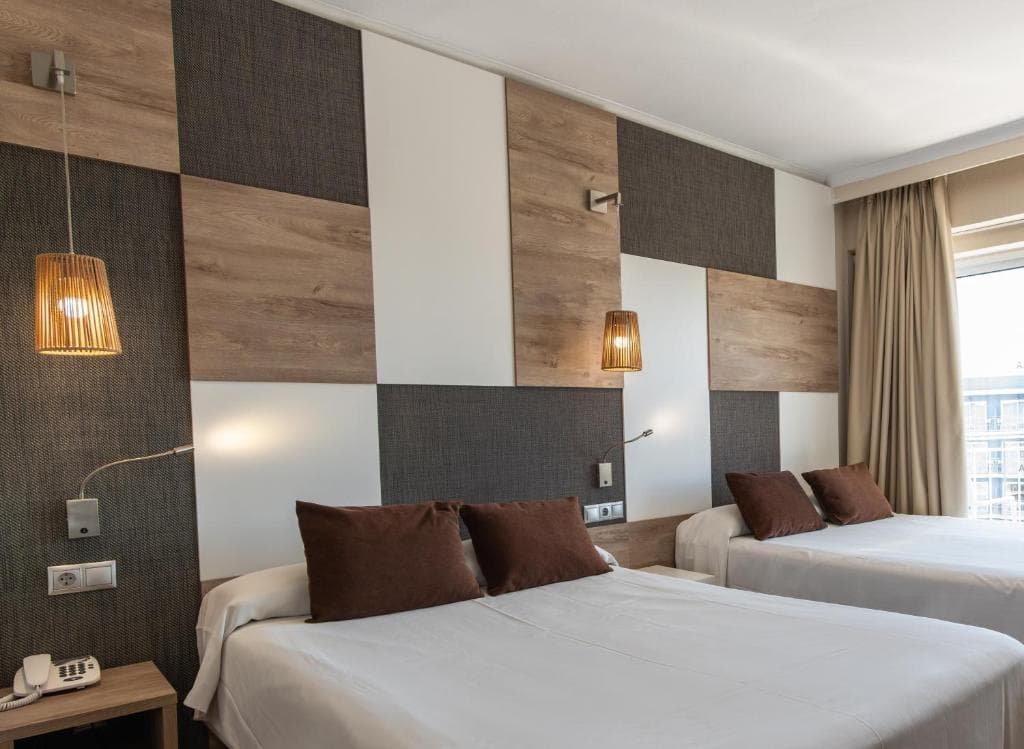 Barcelona - Cesar Augustus - 3