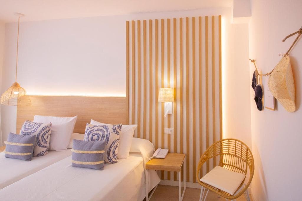 Barcelona - Hotel Cala Font - 42